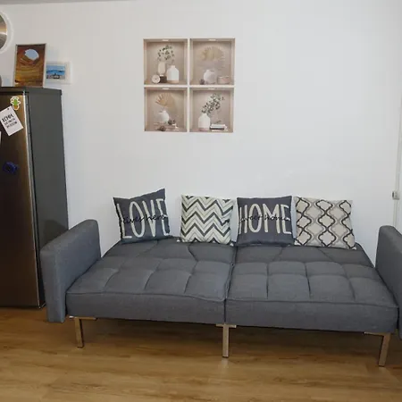 Apartment Ruhige, Modern Eingerichtete 2 Im Untergeschoss Eines Zweifamilienhauses *